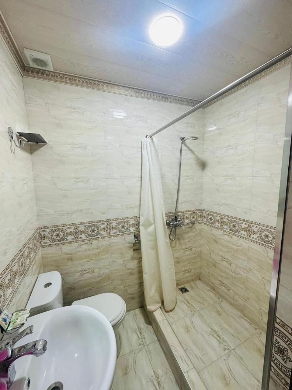 Yusuf Gold House Hotel Samarkand Ngoại thất bức ảnh